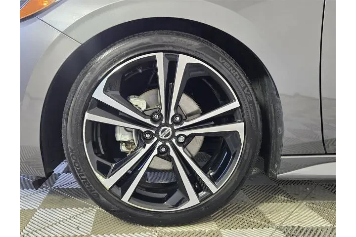 $14988 : Nissan Sentra 2021 SR 4dr Se image 5