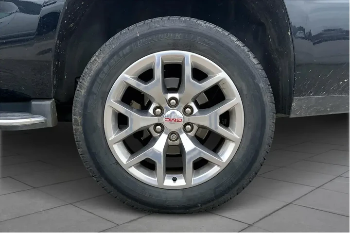 $17878 : GMC Yukon 2016 4x2 SLT 4dr S image 10