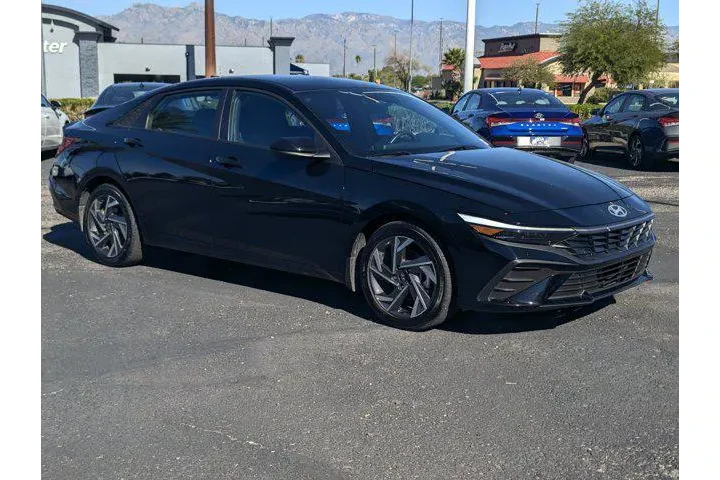 $22999 : Hyundai ELANTRA 2025 SEL Spo image 1