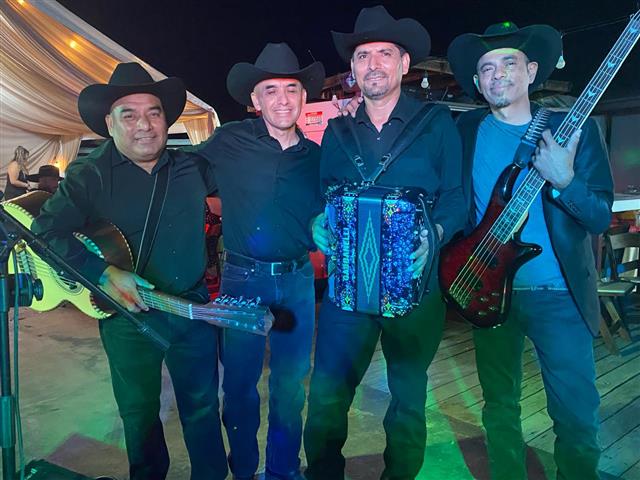 Grupo norteño image 1