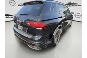 $15990 : Volkswagen Tiguan 2022 SE R- thumbnail
