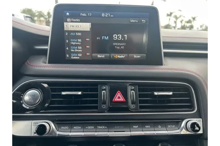 $19995 : Genesis G70 2020 AWD 2.0T 4d image 9