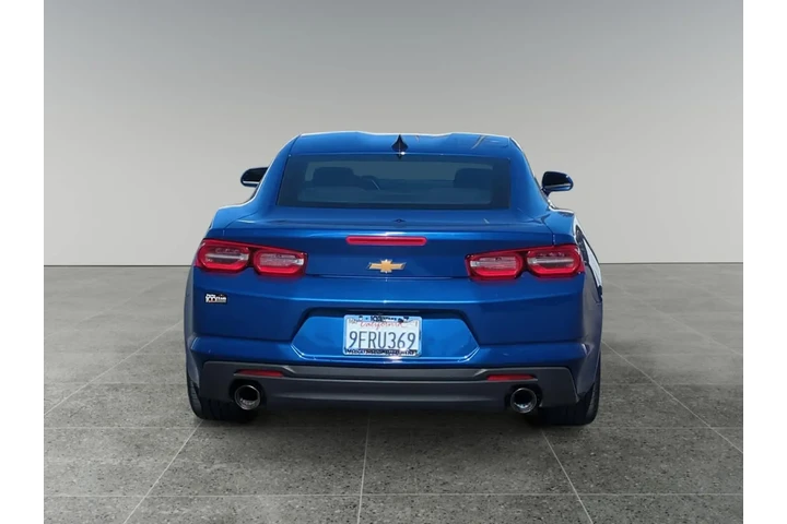 Chevrolet Camaro 2023 LT 2dr image 4