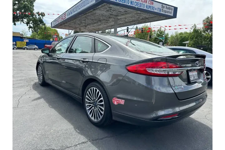 2018 Fusion Energi Platinum image 5