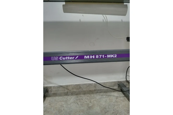 $1800000 : PLOTTER CORTE image 1