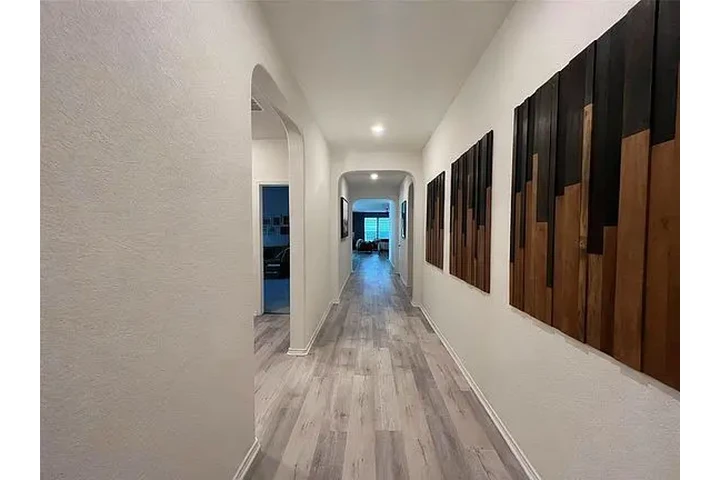 $1550 : Casa en alquiler!! image 2