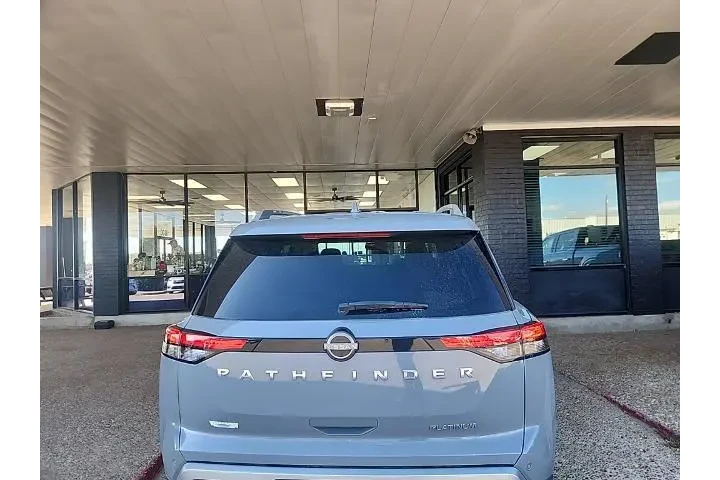 $28777 : Nissan Pathfinder 2022 Plati image 3