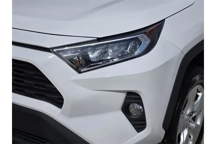 $23808 : Toyota RAV4 2021 XLE 4dr SUV image 9