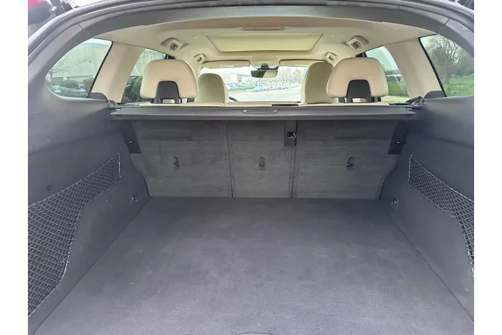$10995 : 2016 XC60 T5 Drive-E Premier image 9