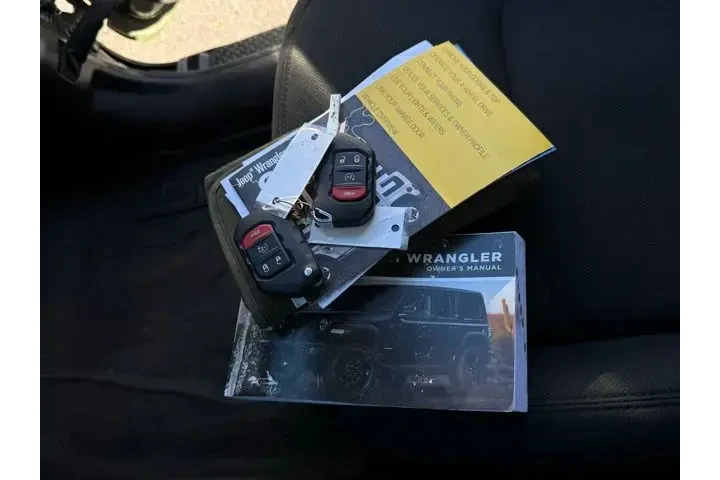 $25000 : Jeep Wrangler Unlimited 2021 image 5