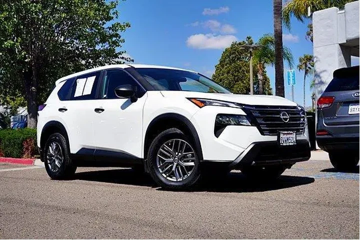 $24920 : Nissan Rogue 2025 S 4dr Cros image 2
