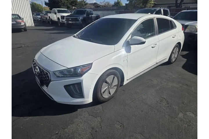 $14495 : Hyundai IONIQ Hybrid 2020 SE image 10