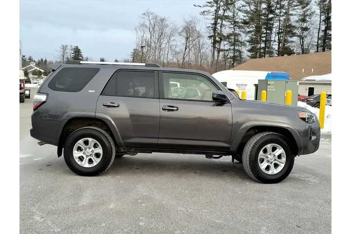 $24502 : Toyota 4Runner 2019 4x4 TRD image 2