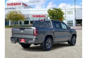 $37480 : Nissan Frontier 2026 4x2 S 4 thumbnail