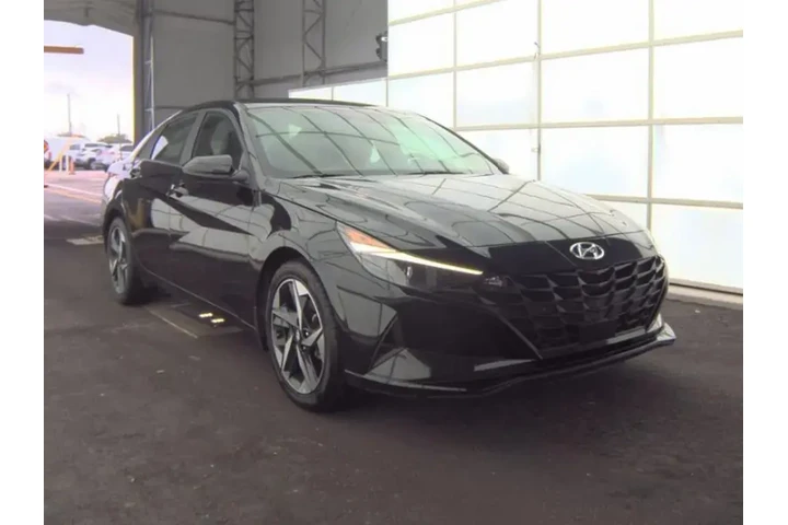 $17990 : Hyundai ELANTRA 2023 SEL 4dr image 4