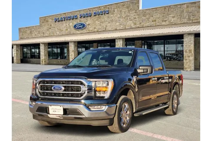 $33707 : Ford F-150 2023 4x2 XLT 4dr image 2