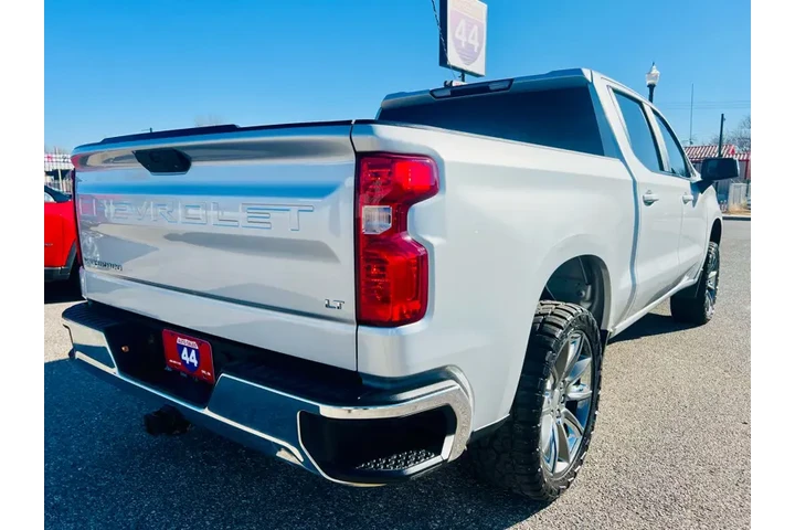 $29995 : 2021 Silverado 1500 LT Crew C image 6