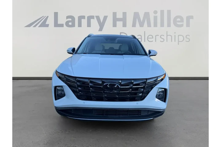 Hyundai TUCSON 2022 AWD Limi image 8