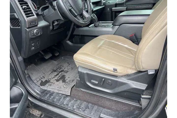 $19308 : Ford F-150 2019 4x4 Platinum image 6