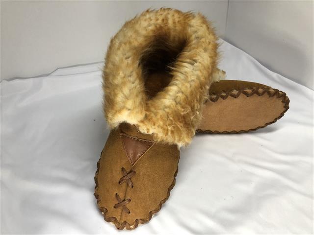 $84 : Women's/Men's Leather Slippers image 6