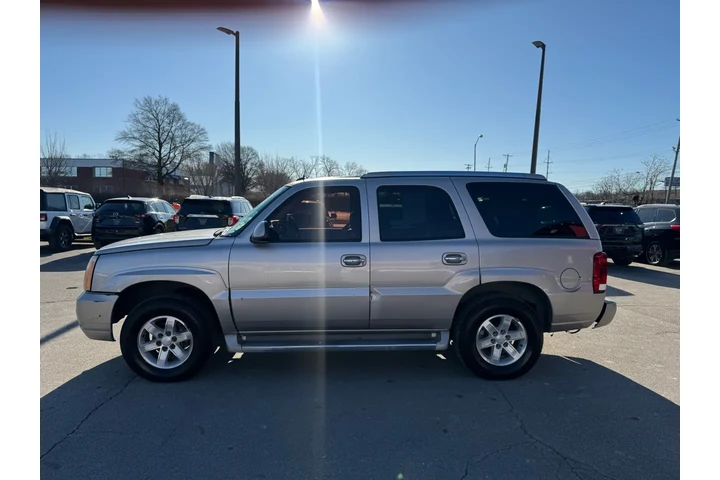 $3980 : 2005 Escalade 4dr AWD image 5