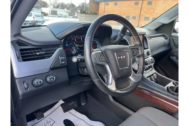 $26970 : GMC Yukon 2019 4x4 SLE 4dr S image 7