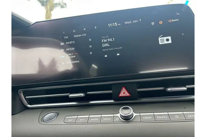 $27795 : Hyundai ELANTRA Hybrid 2026 image 9