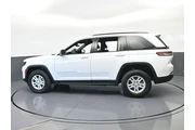 $31999 : Jeep Grand Cherokee 2025 4x2 thumbnail