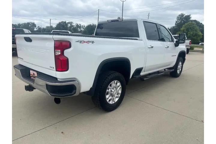 $44950 : 2020 Silverado 2500HD LTZ image 4