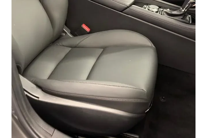 $24500 : Mazda Mazda3 Sedan 2025 2.5 image 10