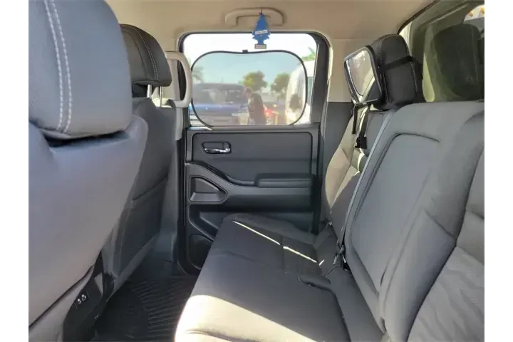 $25791 : Nissan Frontier 2022 4x4 S 4 image 9