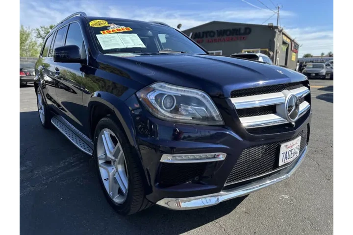 $10995 : 2013 GL-Class GL 550 4MATIC image 1