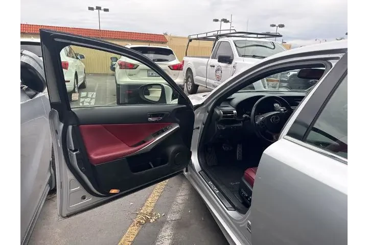 $20725 : Lexus IS 250 2015 4dr Sedan image 2