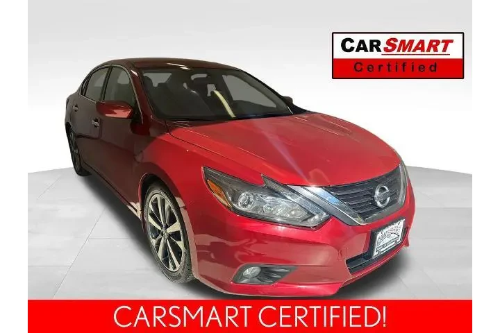 $10987 : Nissan Altima 2016 2.5 SR 4d image 1