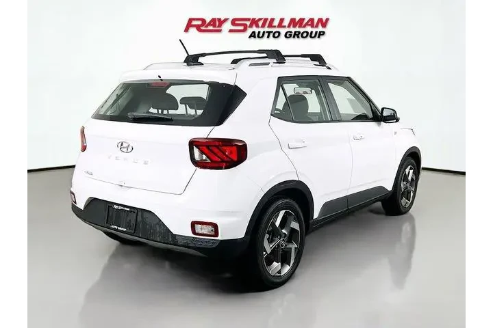 $24988 : Hyundai VENUE 2025 SEL 4dr C image 7