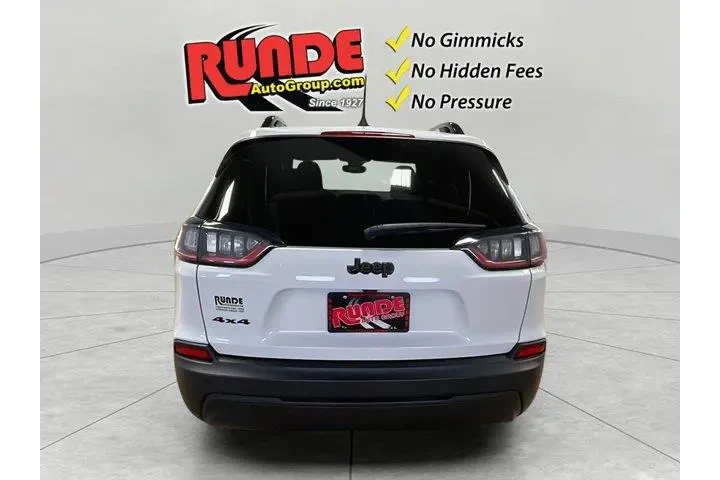 $28392 : Jeep Cherokee 2023 4x4 Altit image 4