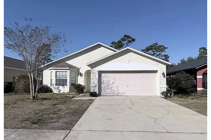 $1400 : HOUSE AVAILABLE IN ORLANDO FL image 3