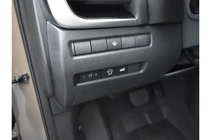 $32592 : Nissan Rogue 2025 AWD Rock C image 8