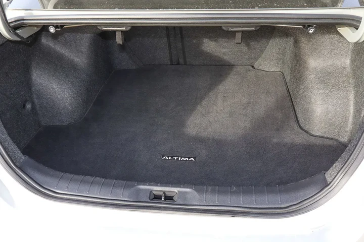 $17288 : 2023 Altima 2.5 SV Sedan image 9
