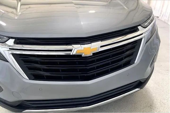 $19991 : Chevrolet Equinox 2024 LT 4d image 7