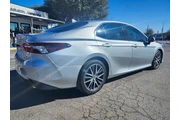 $24998 : Toyota Camry 2023 XLE 4dr Se thumbnail