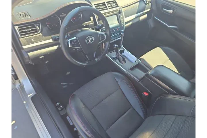 $8995 : Toyota Camry 2016 SE 4dr Sed image 7