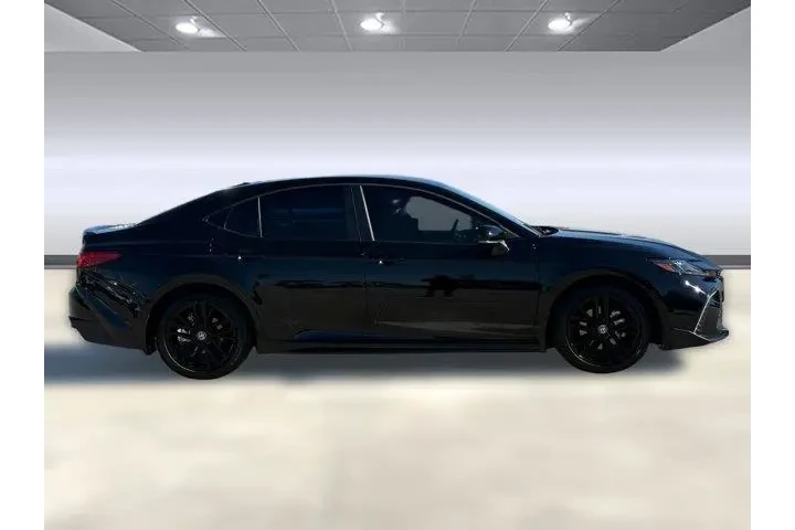 $32499 : Toyota Camry 2026 SE 4dr Sed image 8