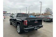 $25980 : 2018 GMC Sierra 1500 4WD Crew thumbnail