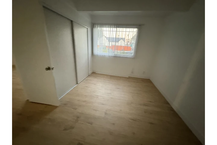 $1000 : Rento espacio en apartamento image 4