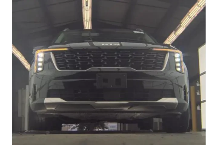 $22990 : Kia Sorento 2024 S 4dr SUV image 2