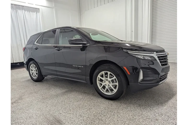 $23597 : Chevrolet Equinox 2024 LT 4d image 2