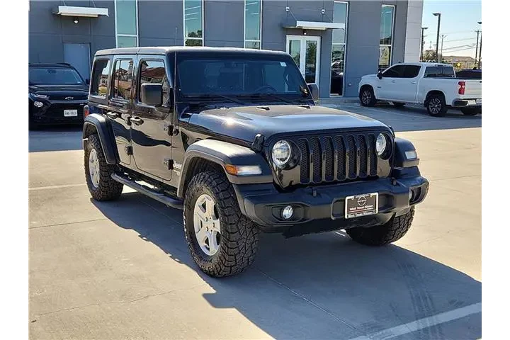 $30590 : Jeep Wrangler Unlimited 2020 image 6
