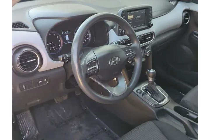 $11293 : Hyundai KONA 2021 AWD SE 4dr image 2