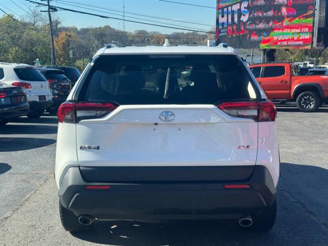 $22495 : 2021 RAV4 XLE image 10